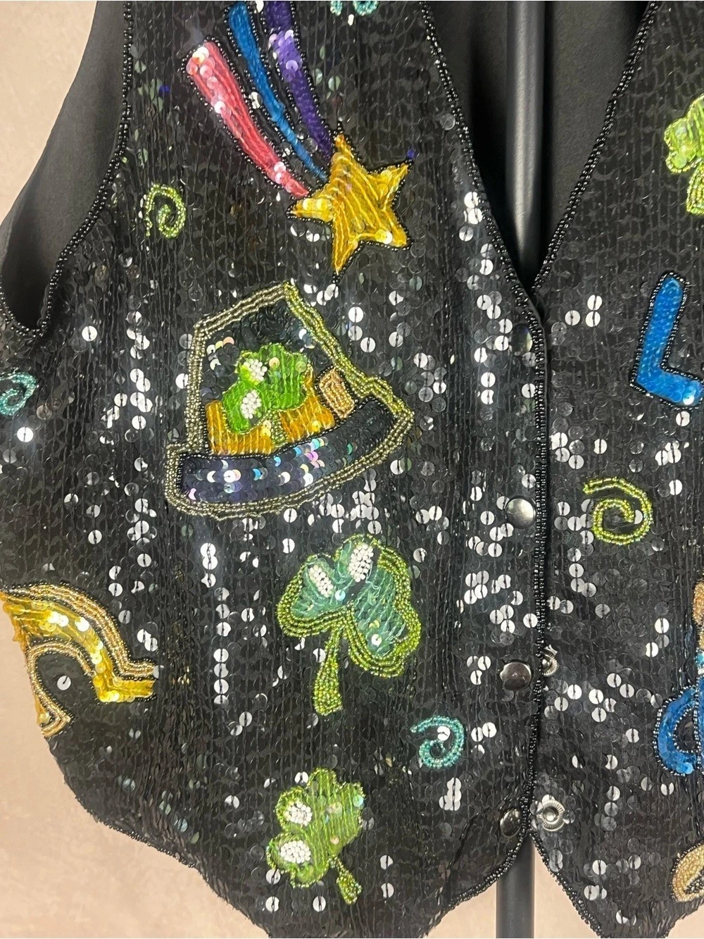 Quacker Factory 1X Lucky Sequin Vest St Patrick’s Day Casino Shamrock Vintage - Picture 4 of 9
